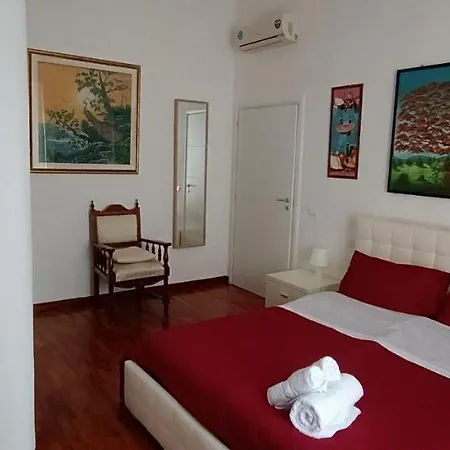 Bed and Breakfast Casa Flora Taranto Exterior foto